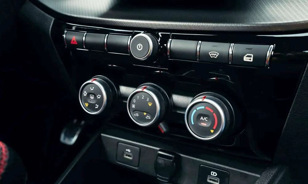 Lada Vesta SW Sportline - фото №35