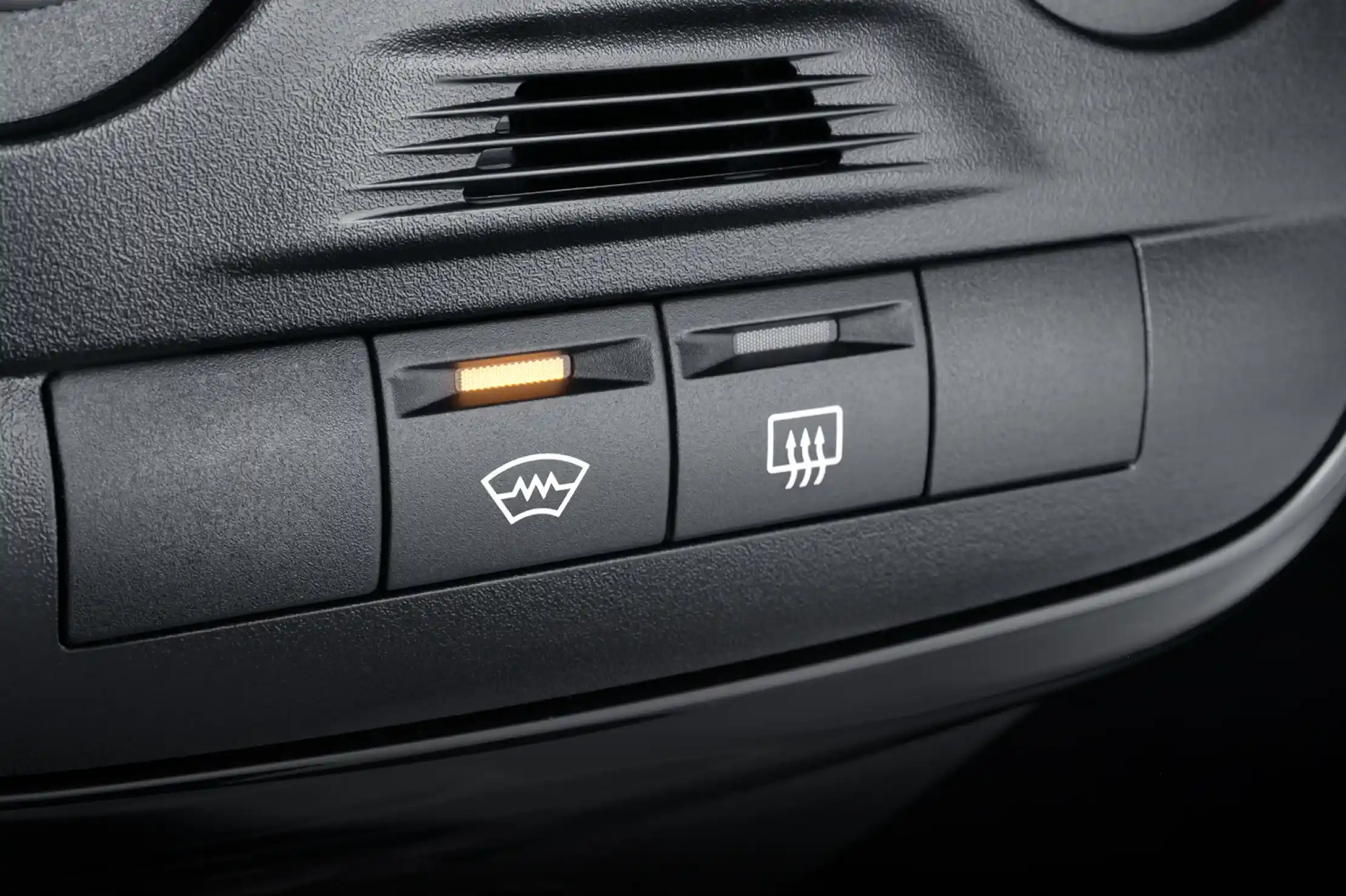 Lada Granta Active Cross - фото №19