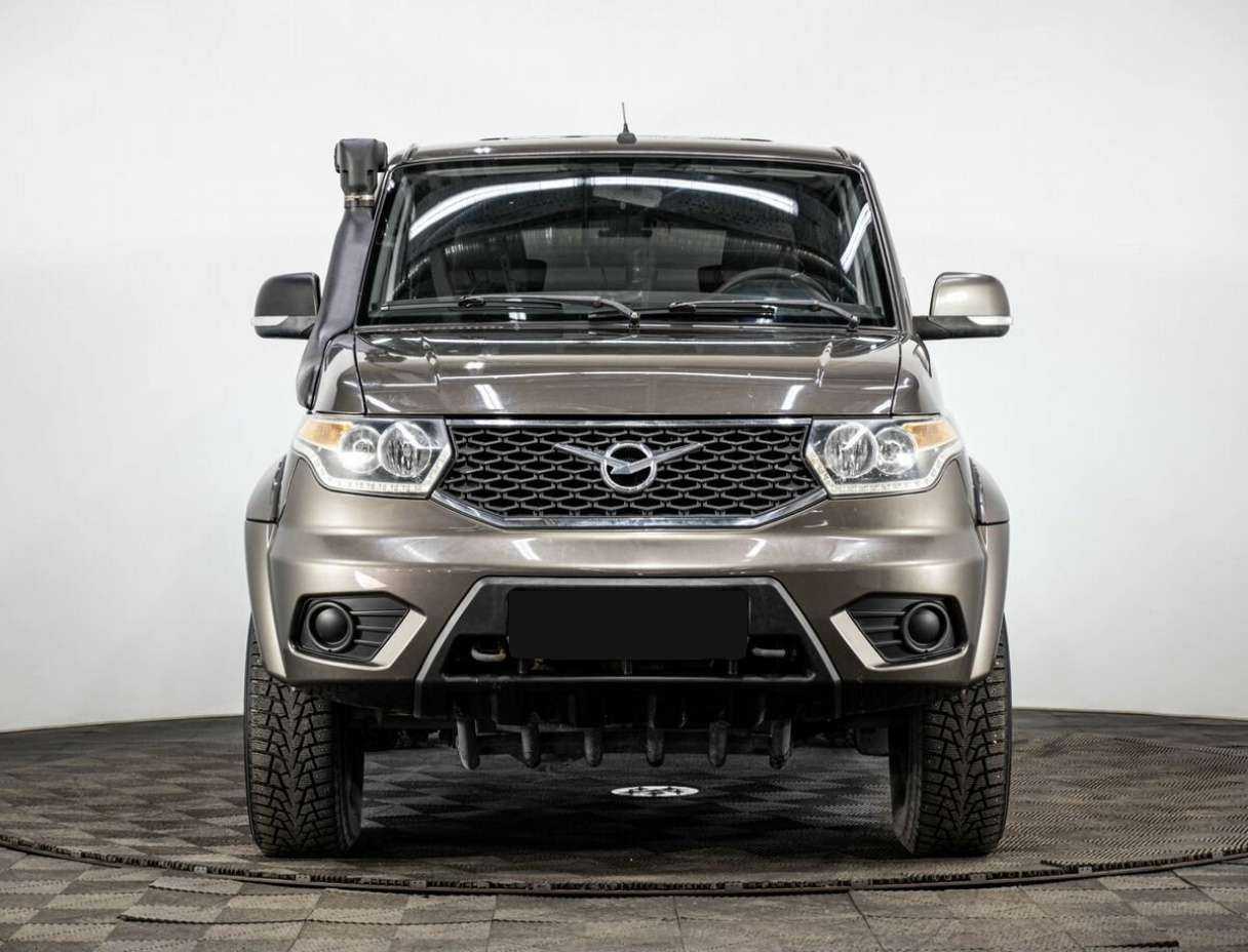 УАЗ Patriot, 2017 - фото №2