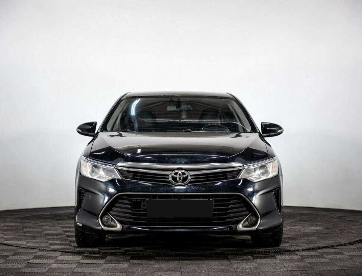 Toyota Camry, 2015 - фото №2