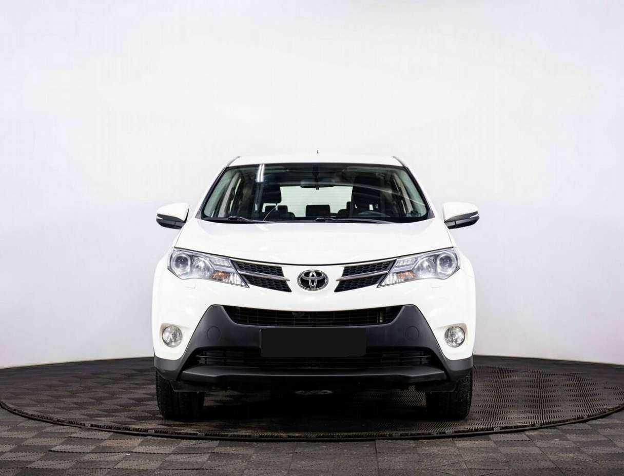 Toyota RAV4, 2013 - фото №2