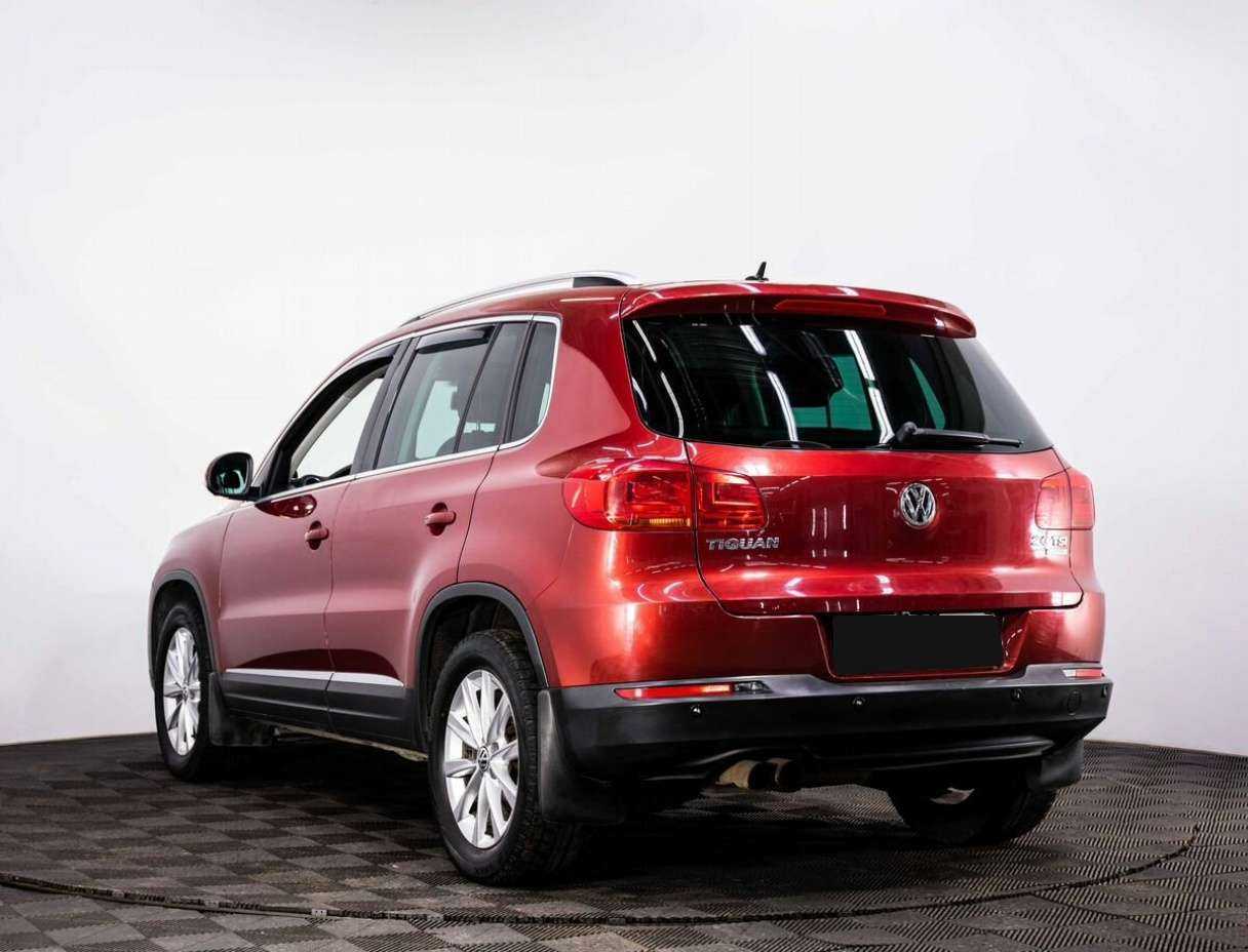 Volkswagen Tiguan, 2012 - фото №4