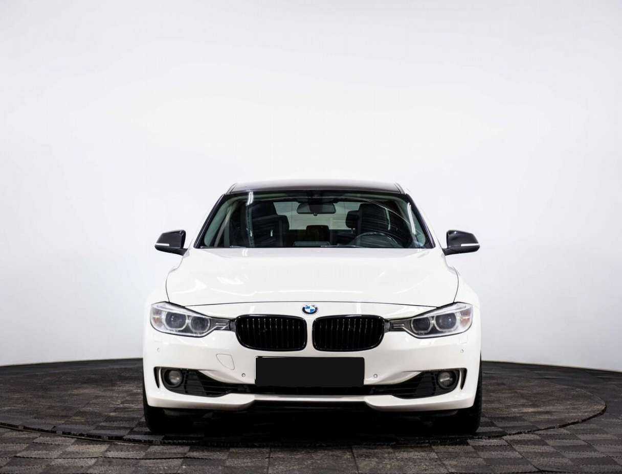 BMW 3 серии 320i, 2014 - фото №2