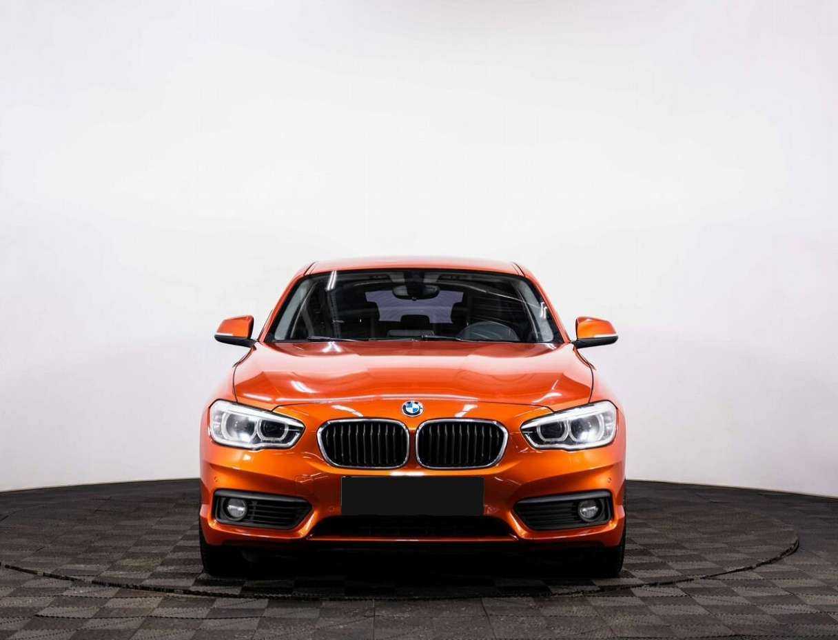 BMW 1 серии 118i, 2017 - фото №2