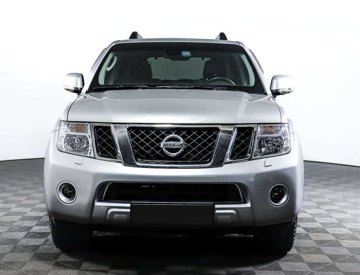 Nissan Pathfinder, 2012 - фото №2