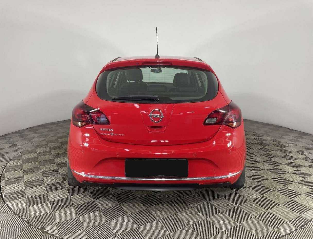 Opel Astra, 2013 - фото №3