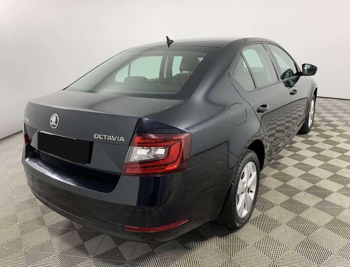 Skoda Octavia, 2018 - фото №4