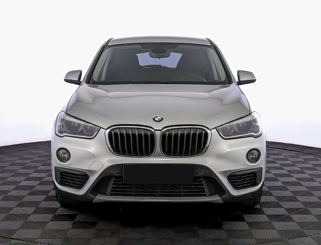 BMW X1 20i xDrive, 2015 - фото №2