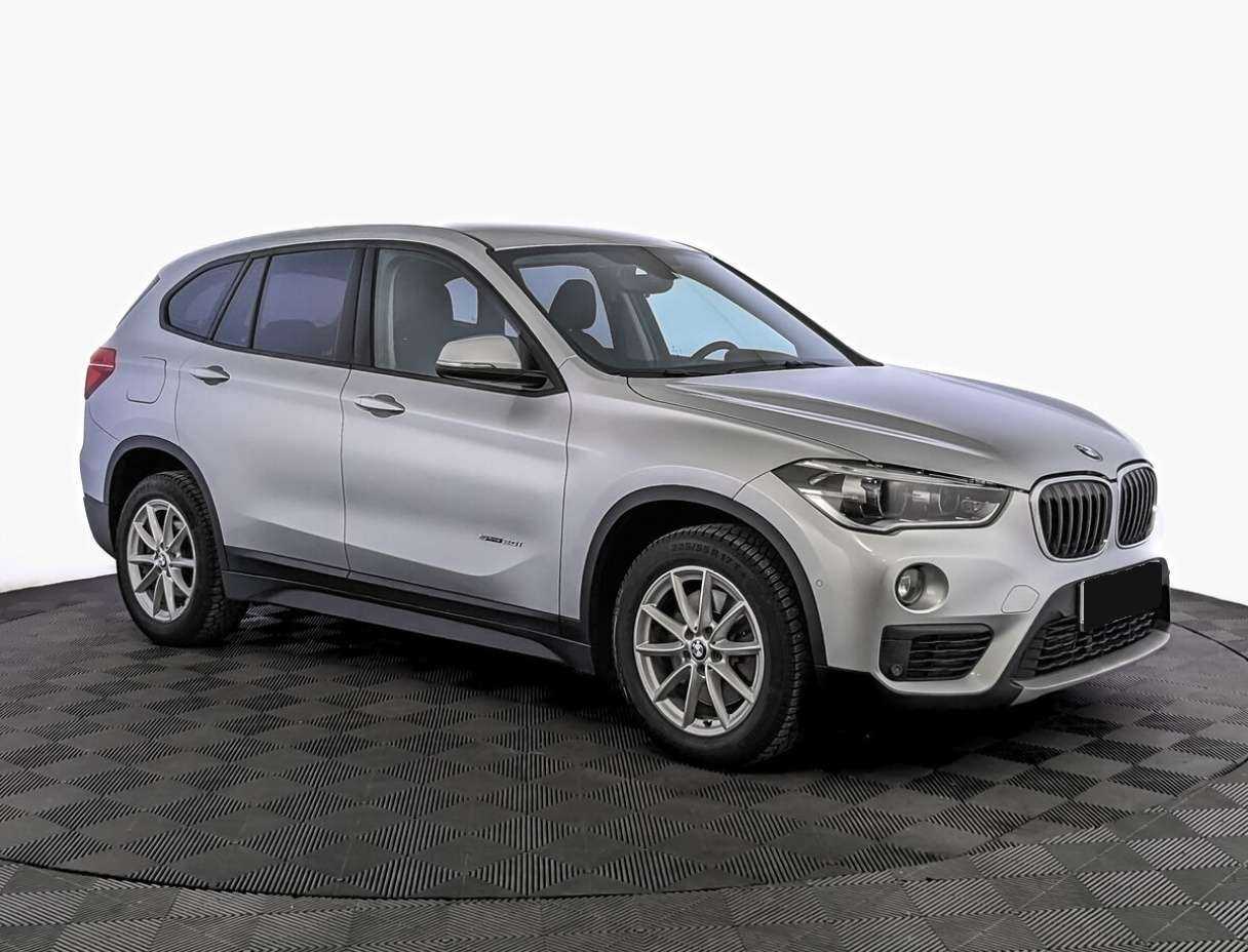 BMW X1 20i xDrive, 2015 - фото №3