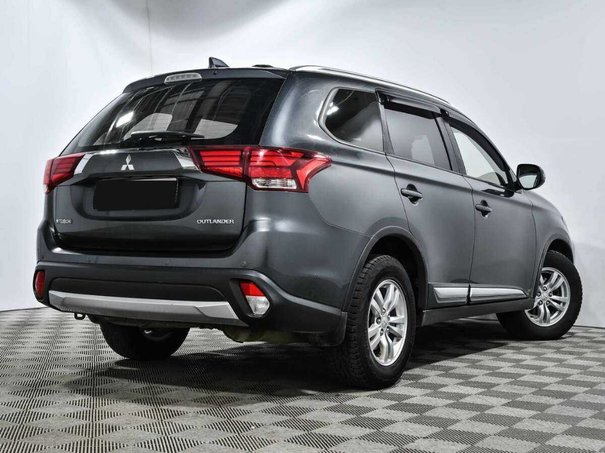 Mitsubishi Outlander, 2018 - фото №4