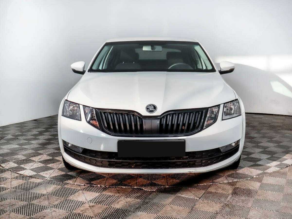 Skoda Octavia, 2018 - фото №2