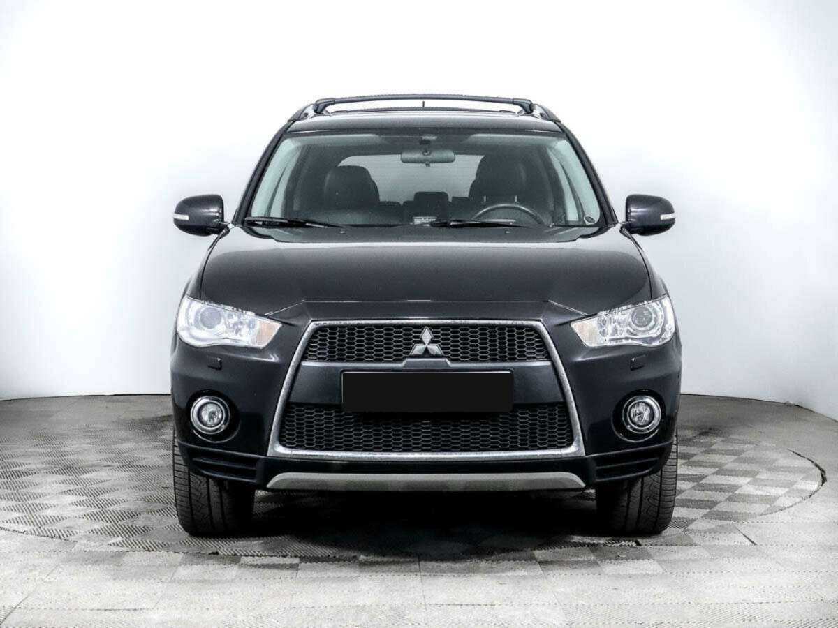 Mitsubishi Outlander, 2012 - фото №2