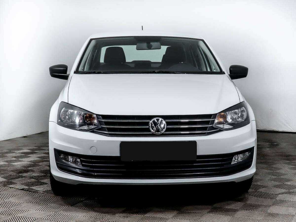 Volkswagen Polo, 2015 - фото №2
