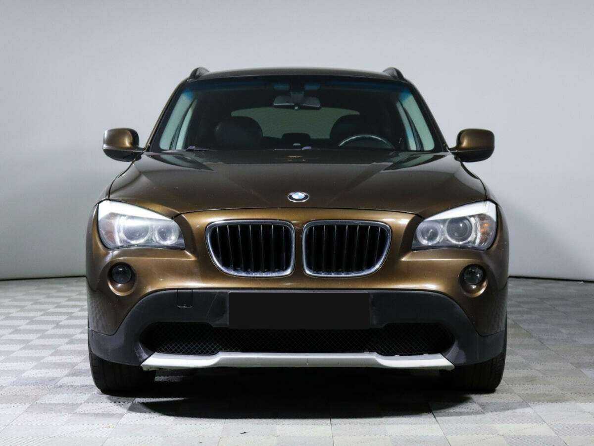 BMW X1 20d, 2012 - фото №2