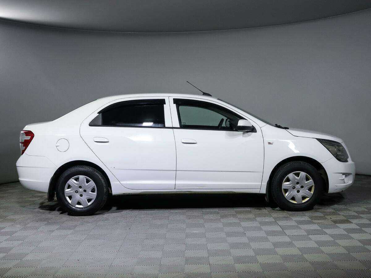 Chevrolet Cobalt, 2020 - фото №3