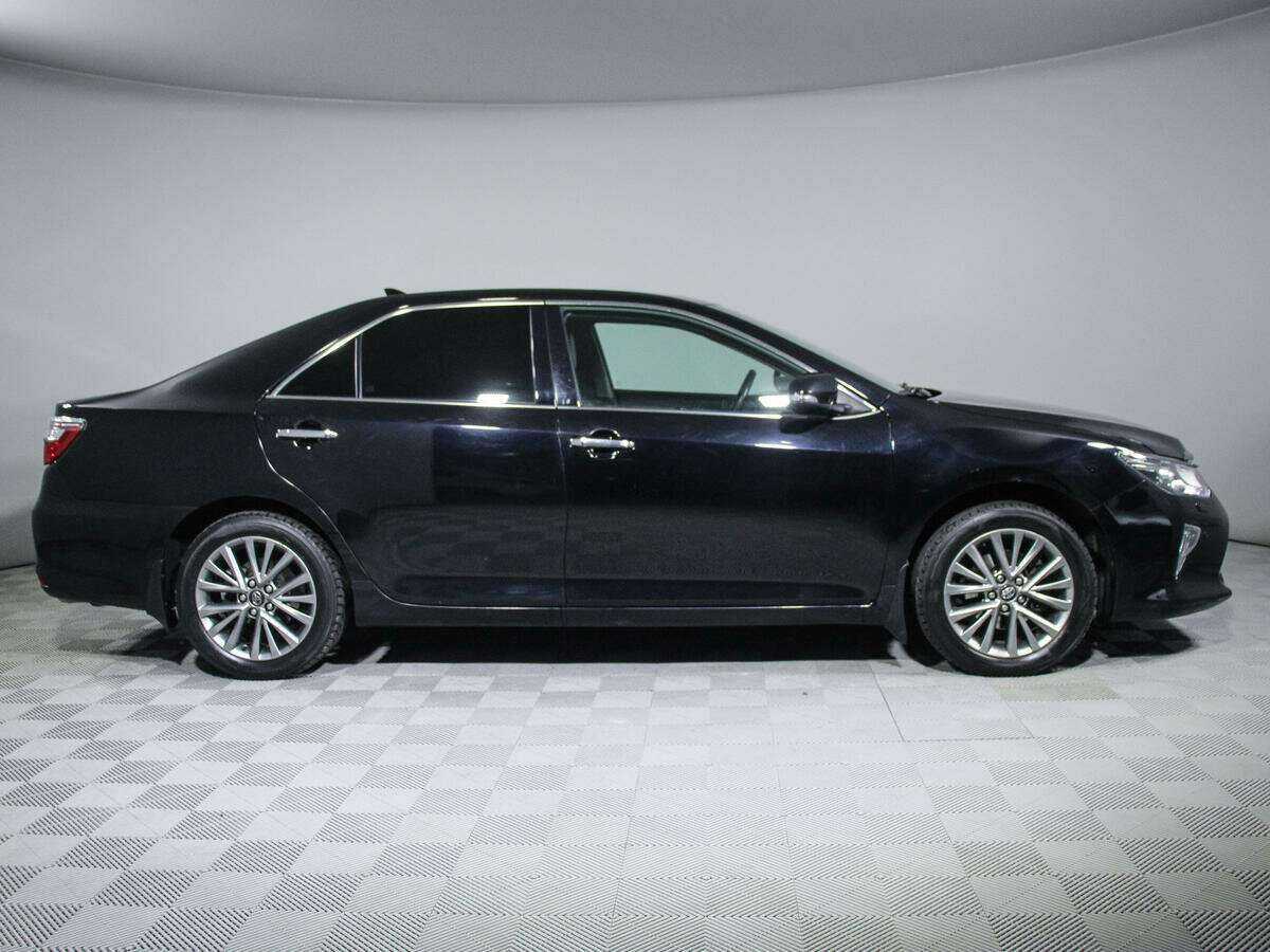 Toyota Camry, 2018 - фото №4