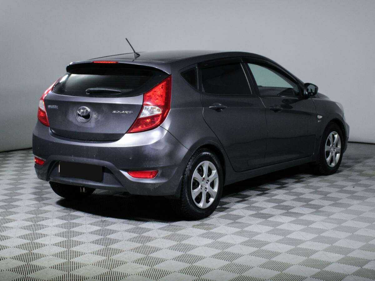 Hyundai Solaris, 2012 - фото №4