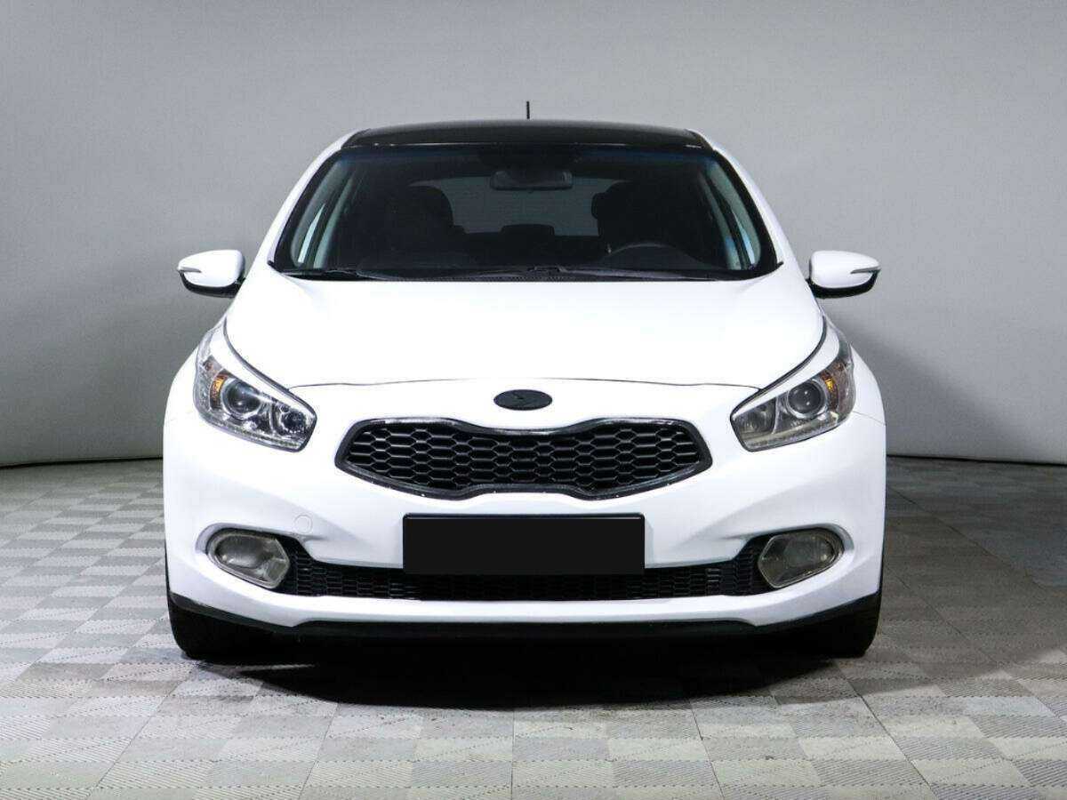 Kia Ceed, 2013 - фото №2