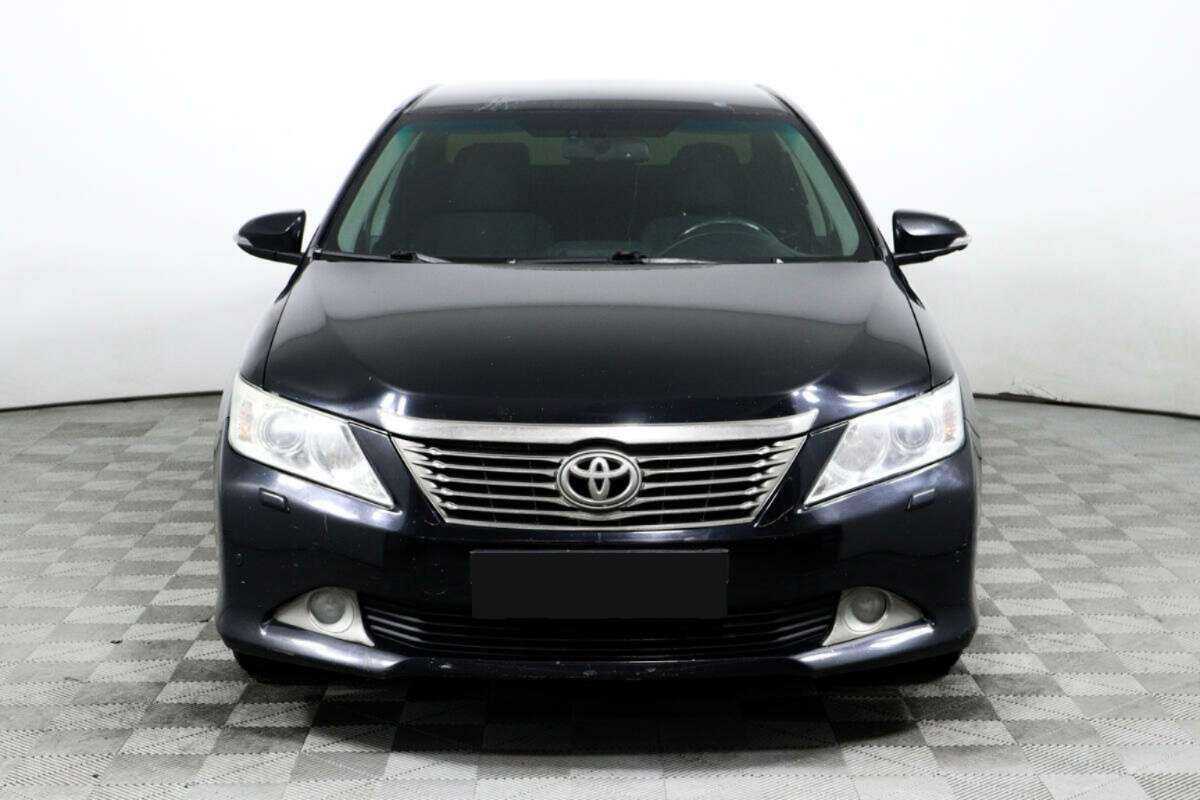 Toyota Camry, 2012 - фото №2