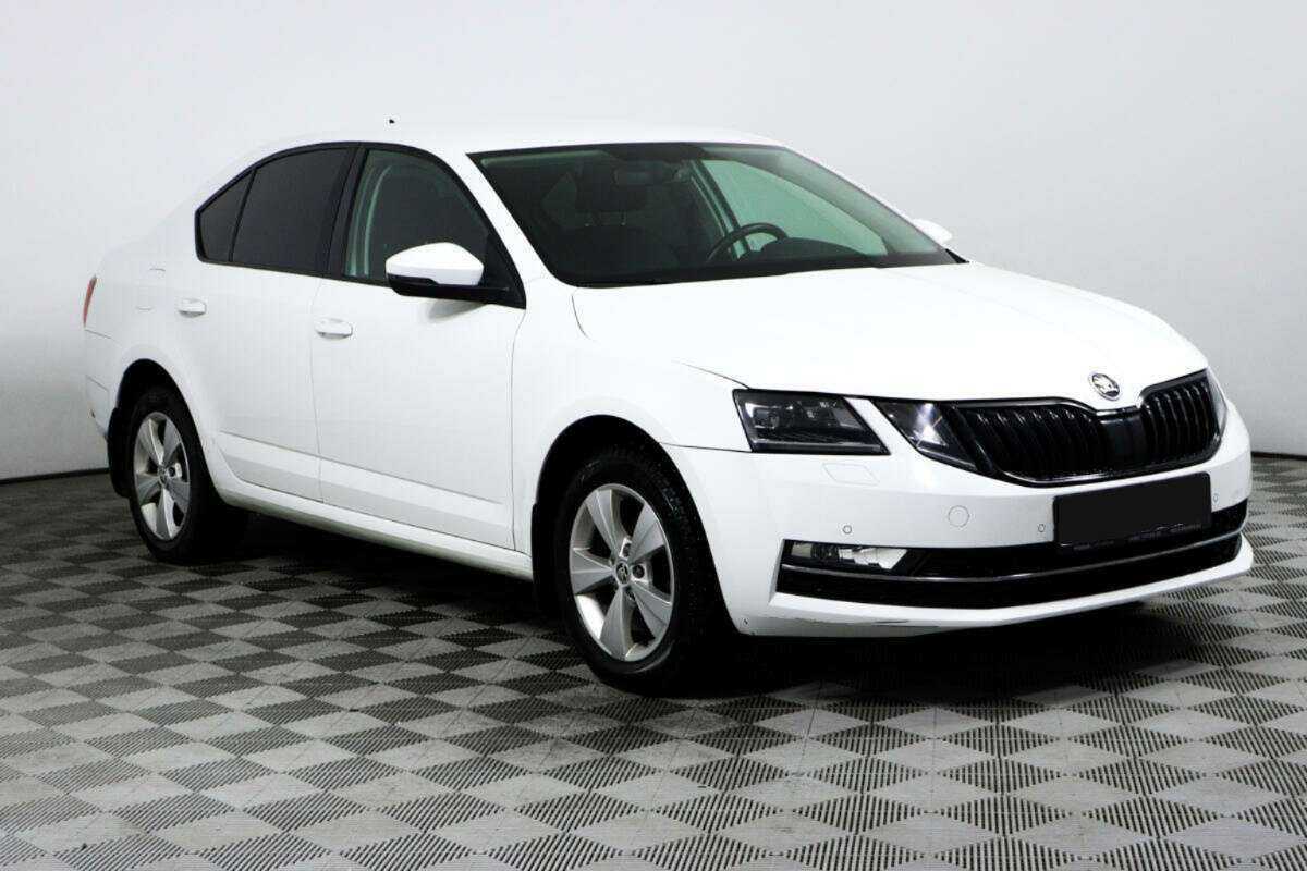 Skoda Octavia, 2018 - фото №3
