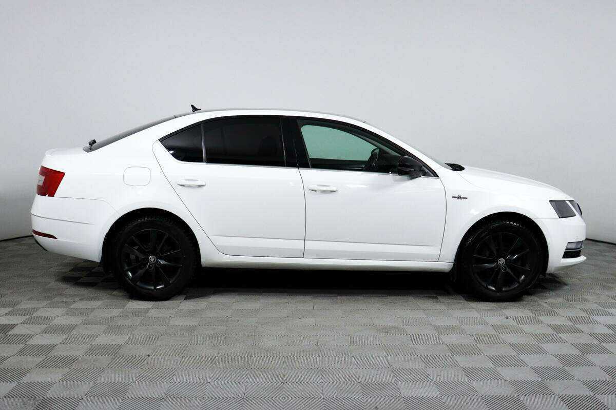 Skoda Octavia, 2020 - фото №4