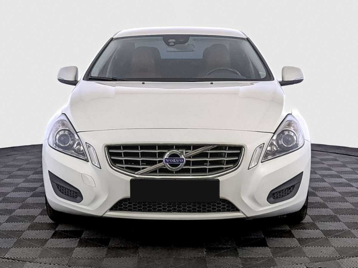 Volvo S60, 2012 - фото №2