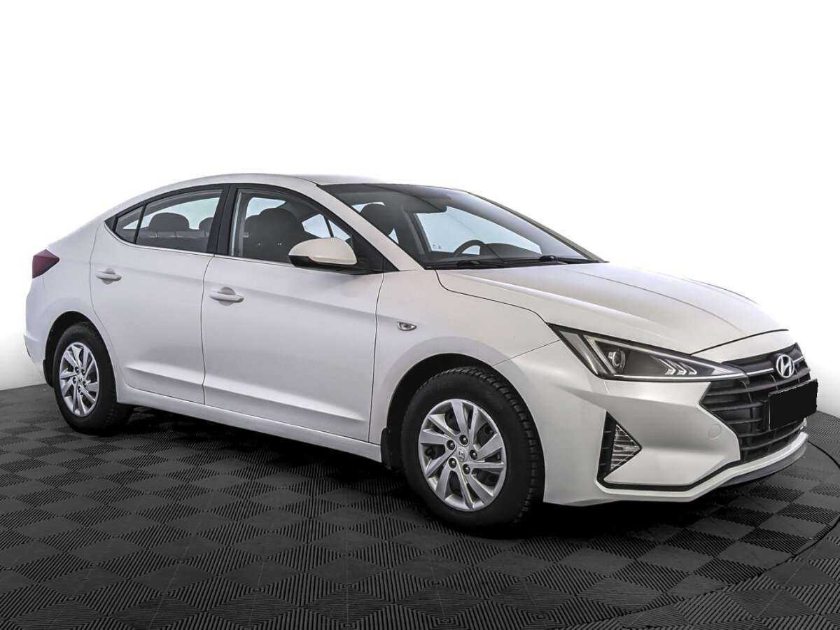 Hyundai Elantra, 2020 - фото №3