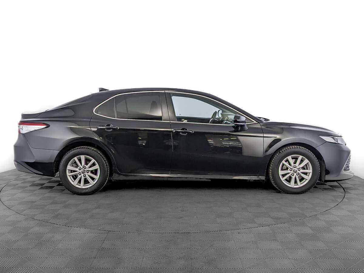 Toyota Camry, 2019 - фото №4