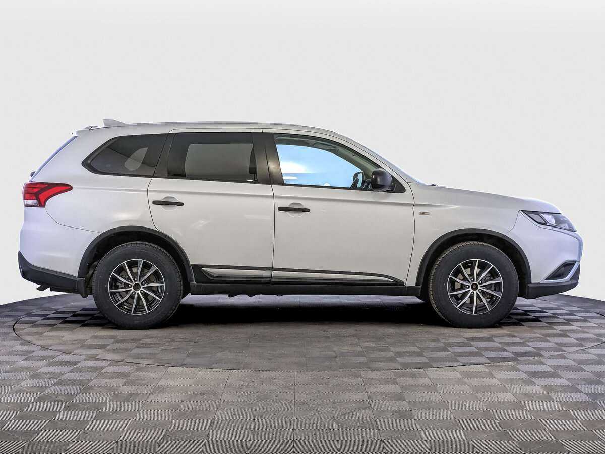 Mitsubishi Outlander, 2019 - фото №4