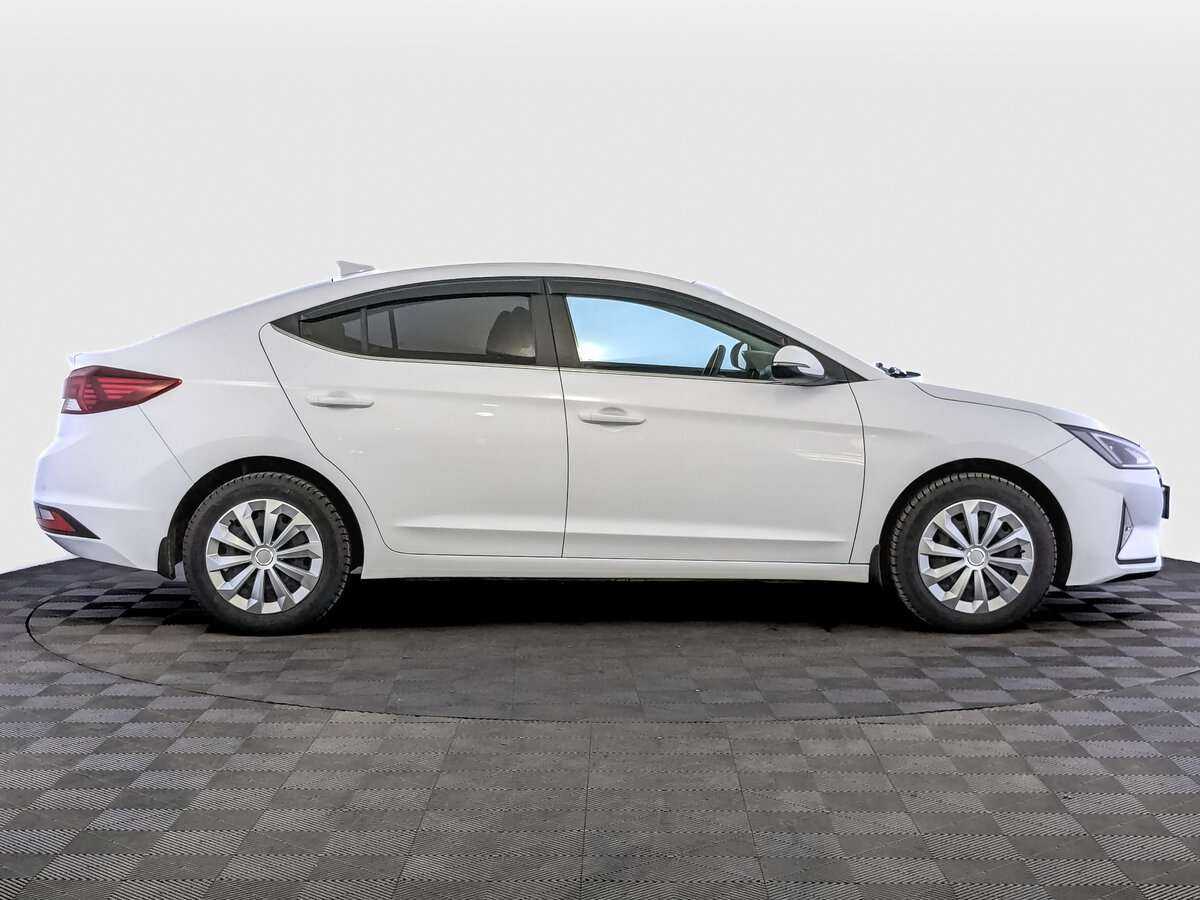 Hyundai Elantra, 2020 - фото №4
