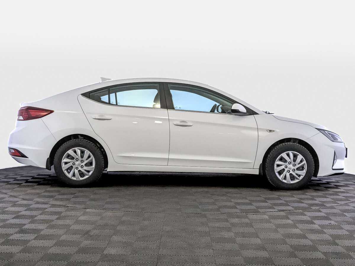 Hyundai Elantra, 2020 - фото №4