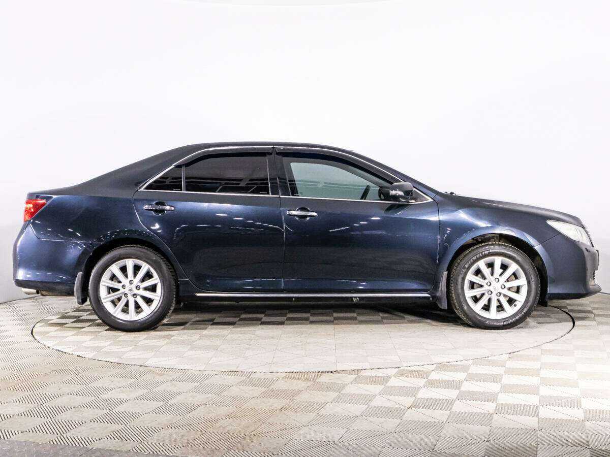 Toyota Camry, 2013 - фото №4