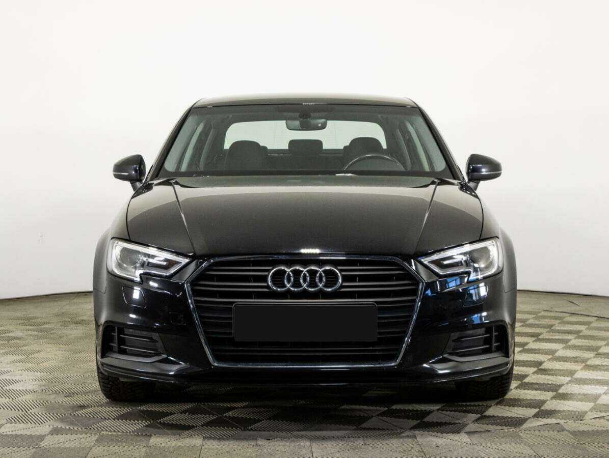 Audi A3, 2018 - фото №2