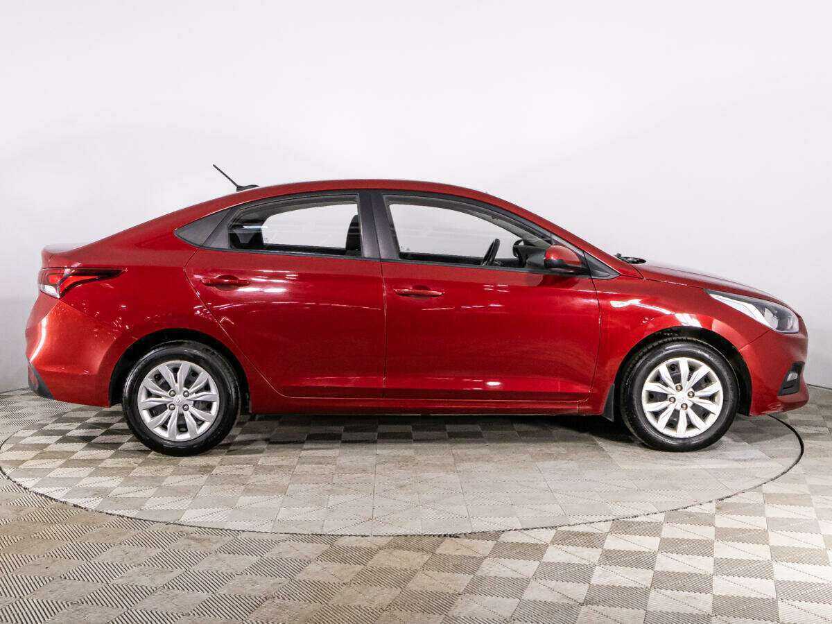 Hyundai Solaris, 2019 - фото №4