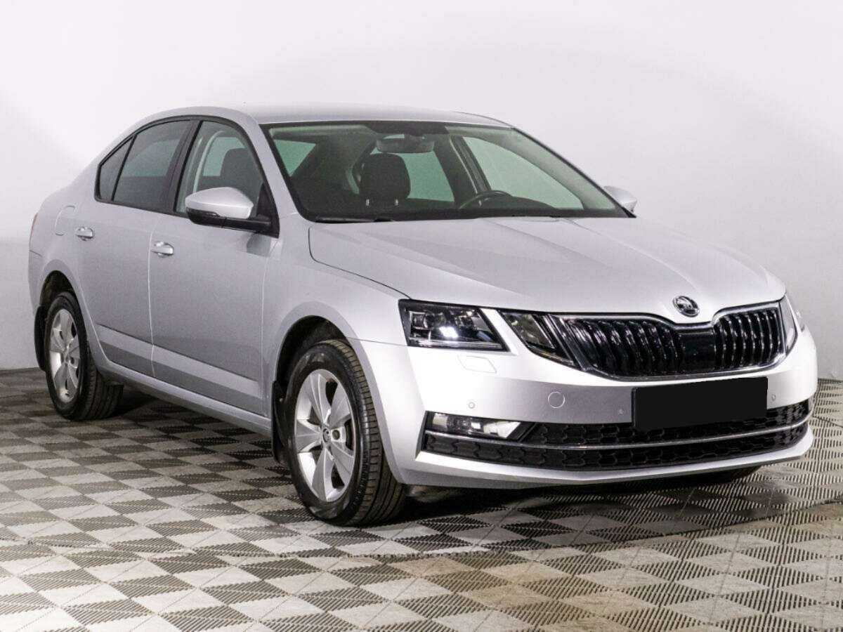 Skoda Octavia, 2018 - фото №3