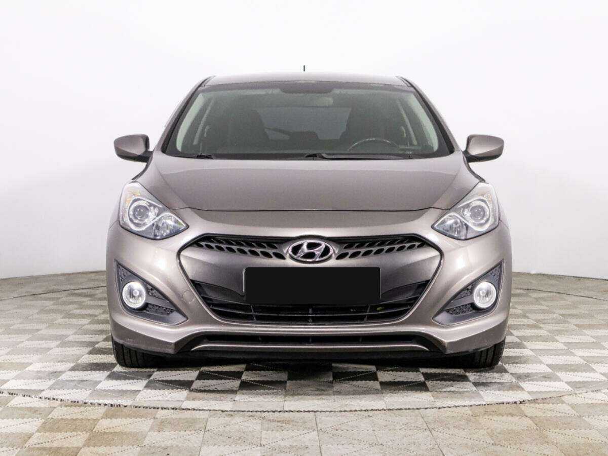Hyundai i30, 2013 - фото №2