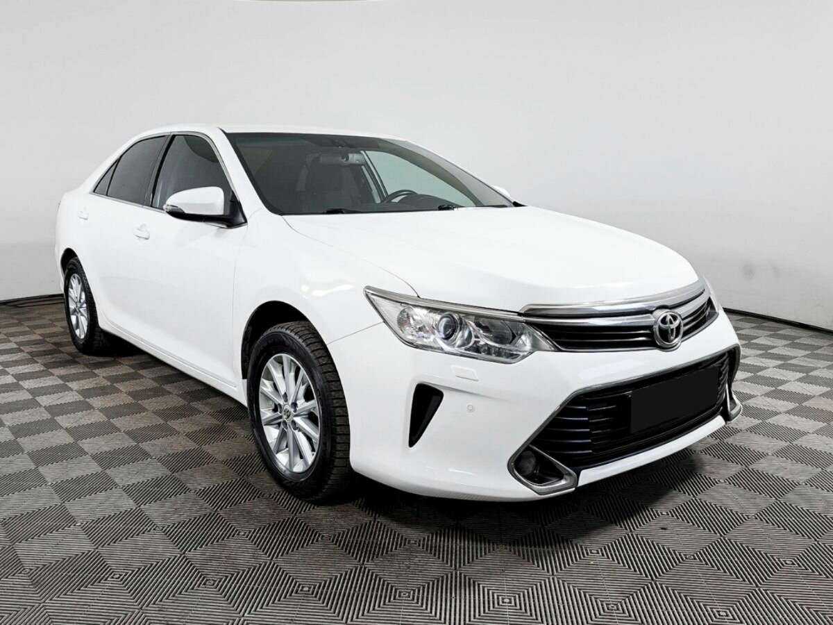 Toyota Camry, 2015 - фото №3
