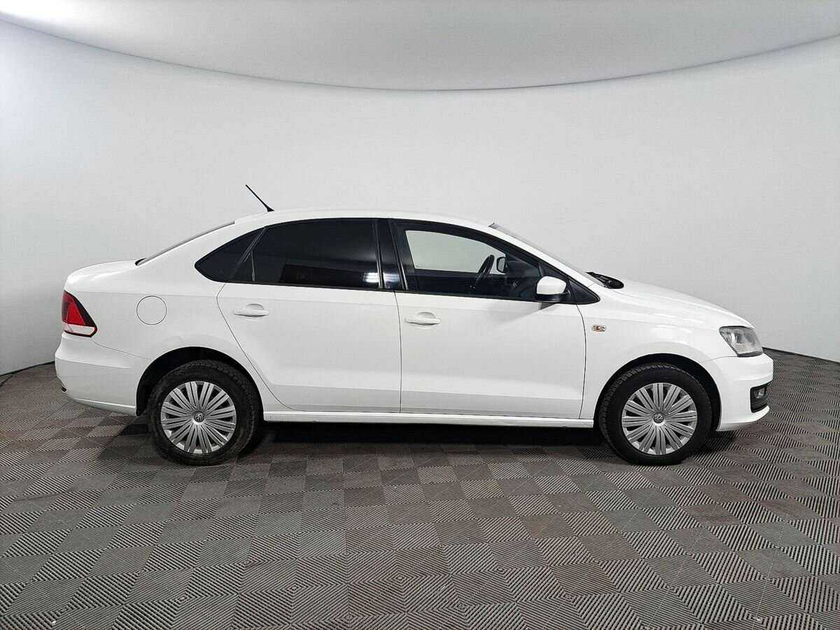 Volkswagen Polo, 2016 - фото №4