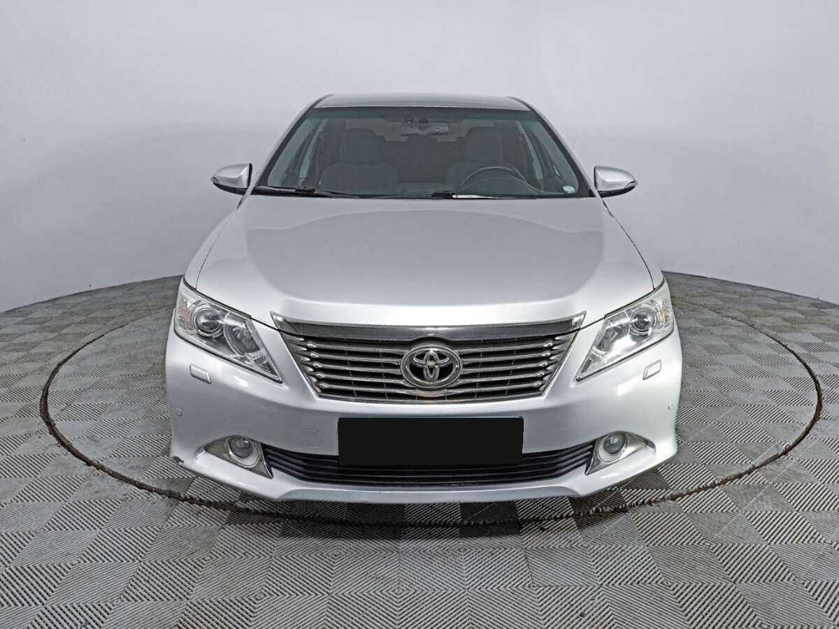 Toyota Camry, 2012 - фото №2