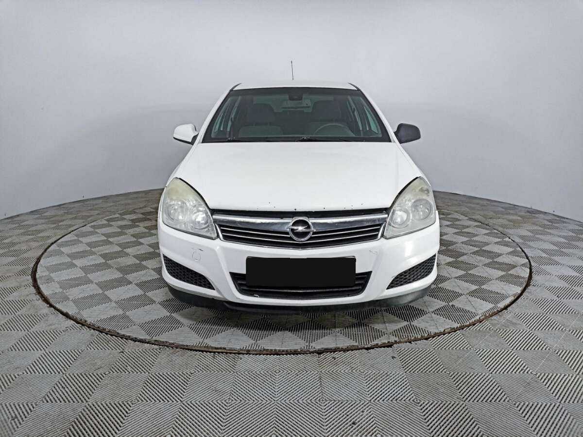 Opel Astra, 2013 - фото №2
