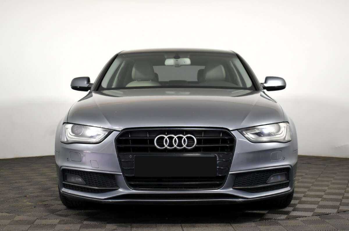 Audi A4, 2012 - фото №2