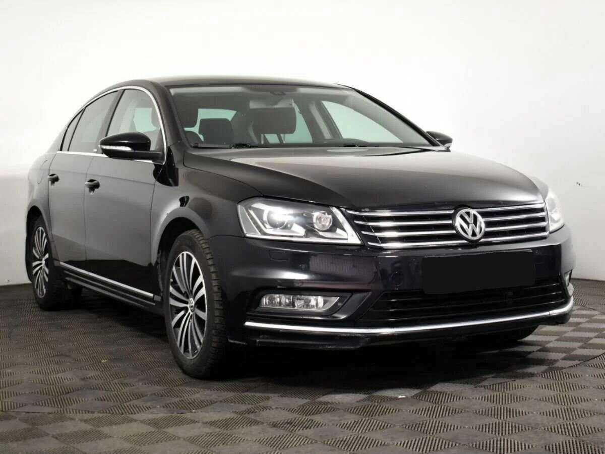 Volkswagen Passat, 2014 - фото №2