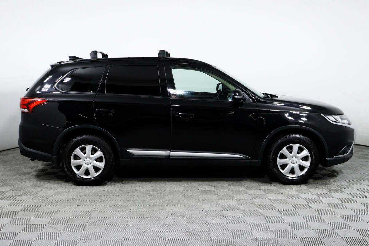 Mitsubishi Outlander, 2018 - фото №4