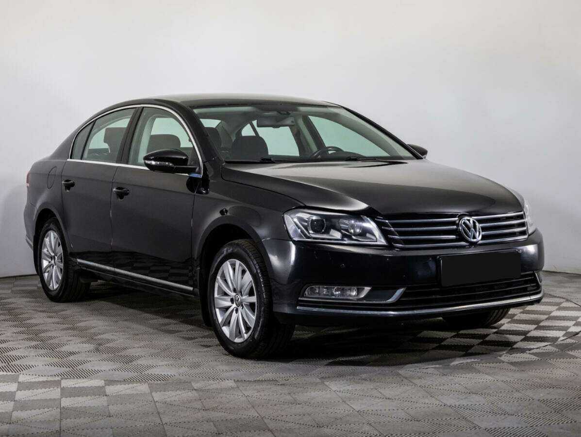 Volkswagen Passat, 2012 - фото №3