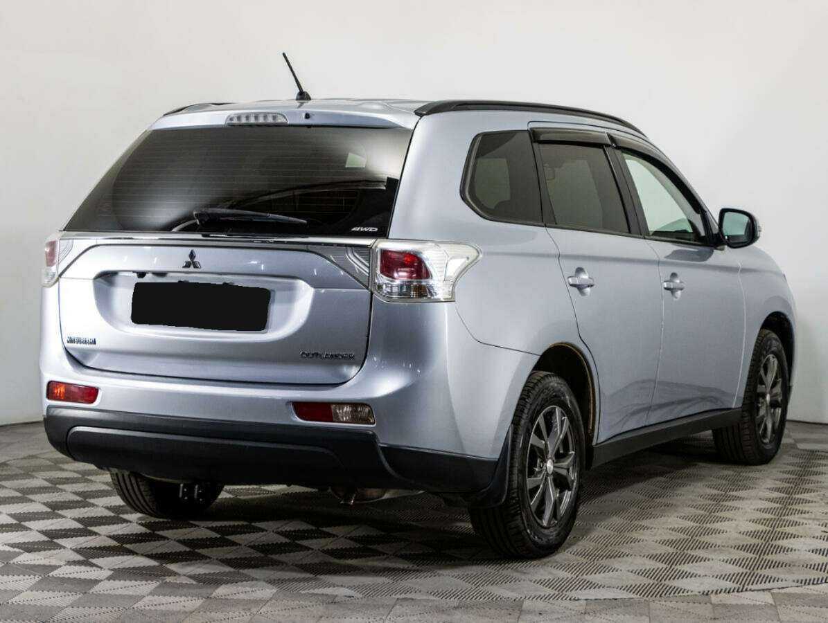 Mitsubishi Outlander, 2012 - фото №4