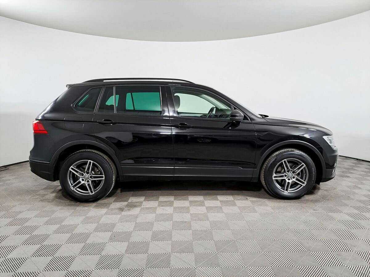 Volkswagen Tiguan, 2019 - фото №4
