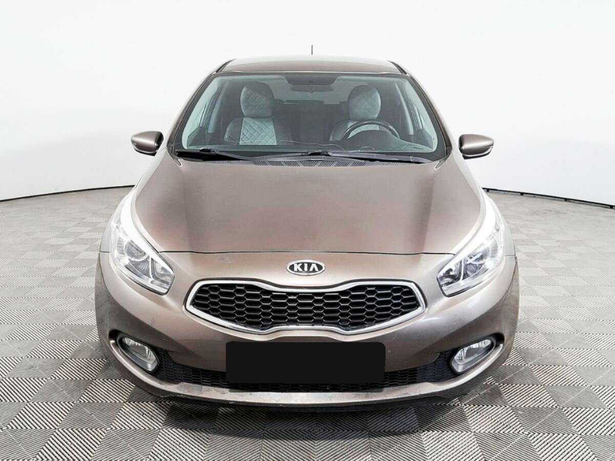 Kia Ceed, 2012 - фото №2