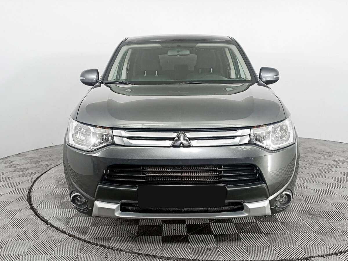 Mitsubishi Outlander, 2014 - фото №2