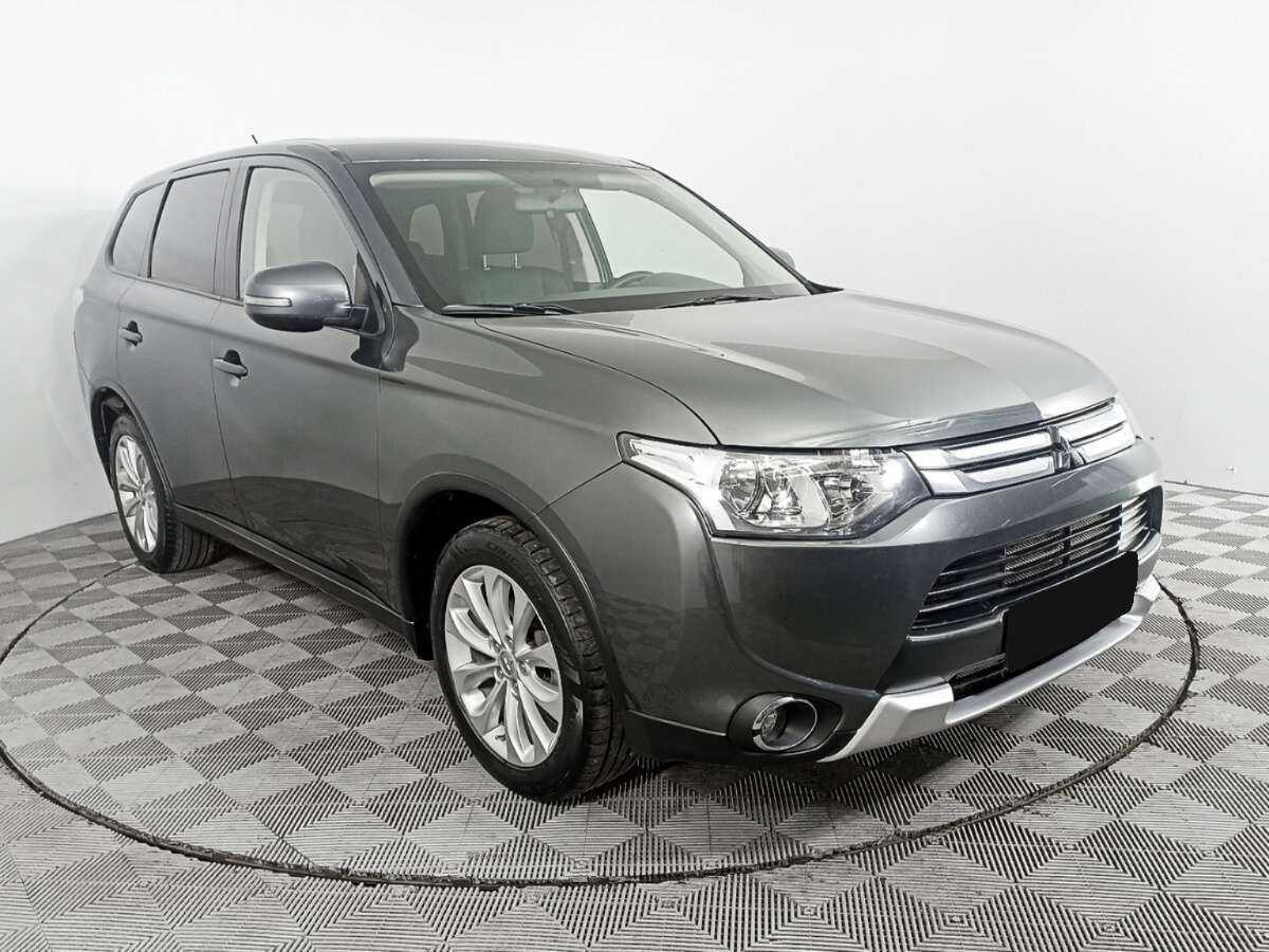 Mitsubishi Outlander, 2014 - фото №3