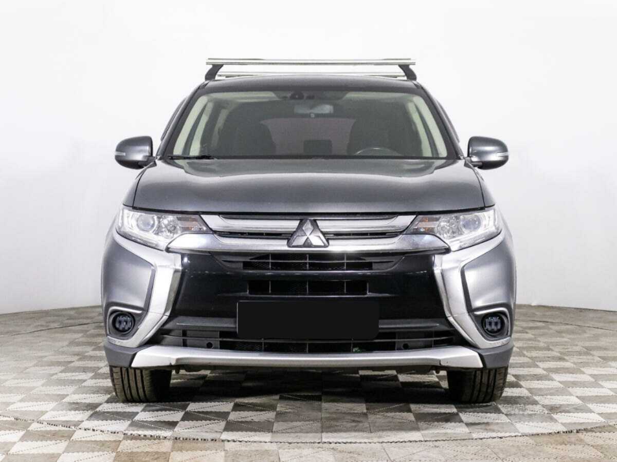 Mitsubishi Outlander, 2017 - фото №2